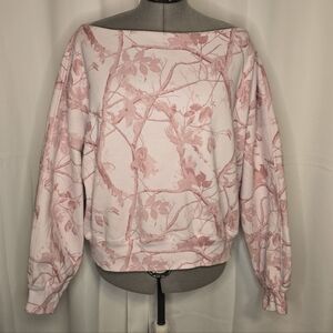 Ambercrombie and Fitch Sunday Slash Top